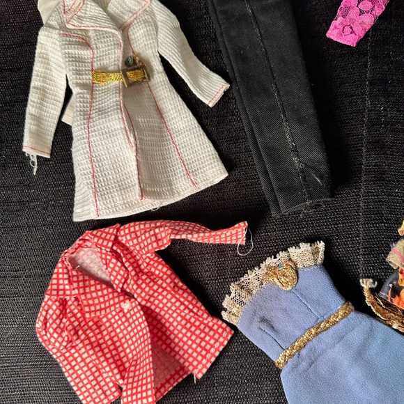 Lot Of Vintage Barbie And Sindy Clothing. Most Have Barbie Tags 13 Pieces - Picture 2 of 15